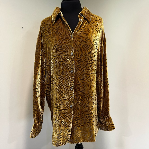 Vintage St Michael Marks & Spencer burnout Print Blouse Gold Silk Blend - Picture 1 of 8